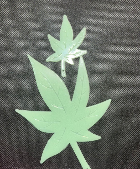 Glow In The Dark Leaf Set